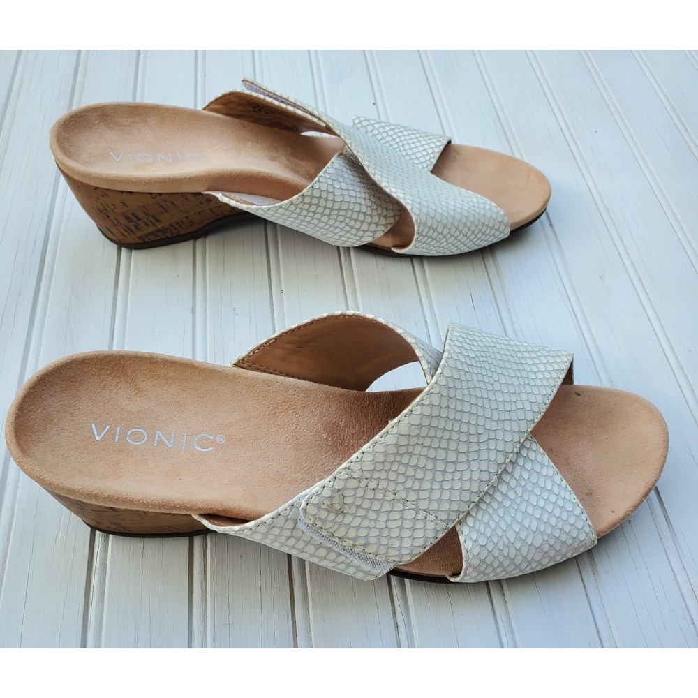 Vionic Women's Hayden Faux White Snakeskin  Sandals Size 10 Wedge Slip On - Picture 3 of 8
